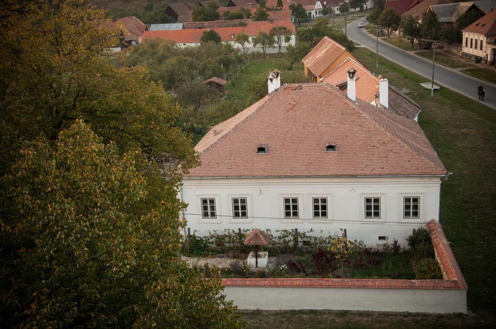 Transylvania Guesthouses Cincsor Экстерьер фото