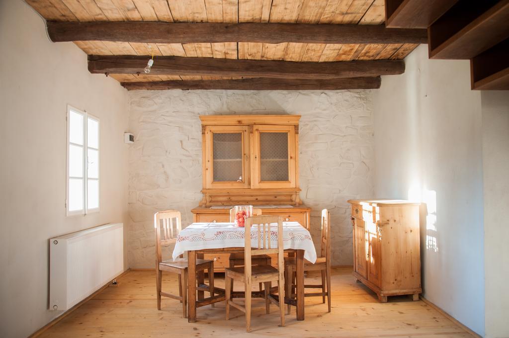 Transylvania Guesthouses Cincsor Экстерьер фото